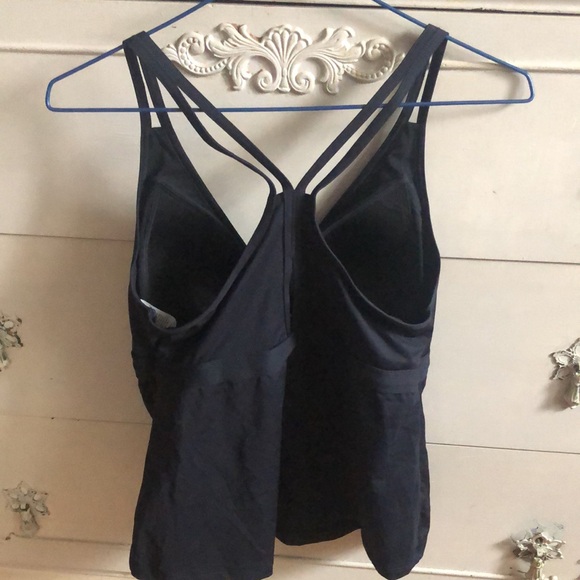 L.L.Bean ladies bathing suit top cross back detailing 10 regular - Picture 3 of 4